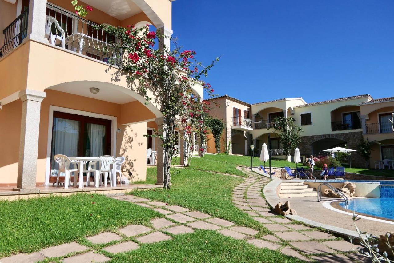 Residence Con Piscina A Badesi, Appartamenti Con Wifi E A.C 外观 照片